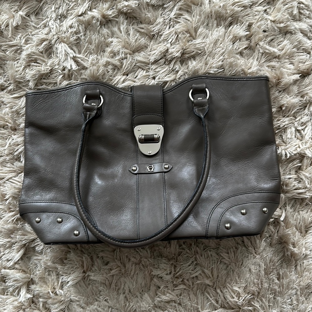Etienne aigner leather work tote, EUC